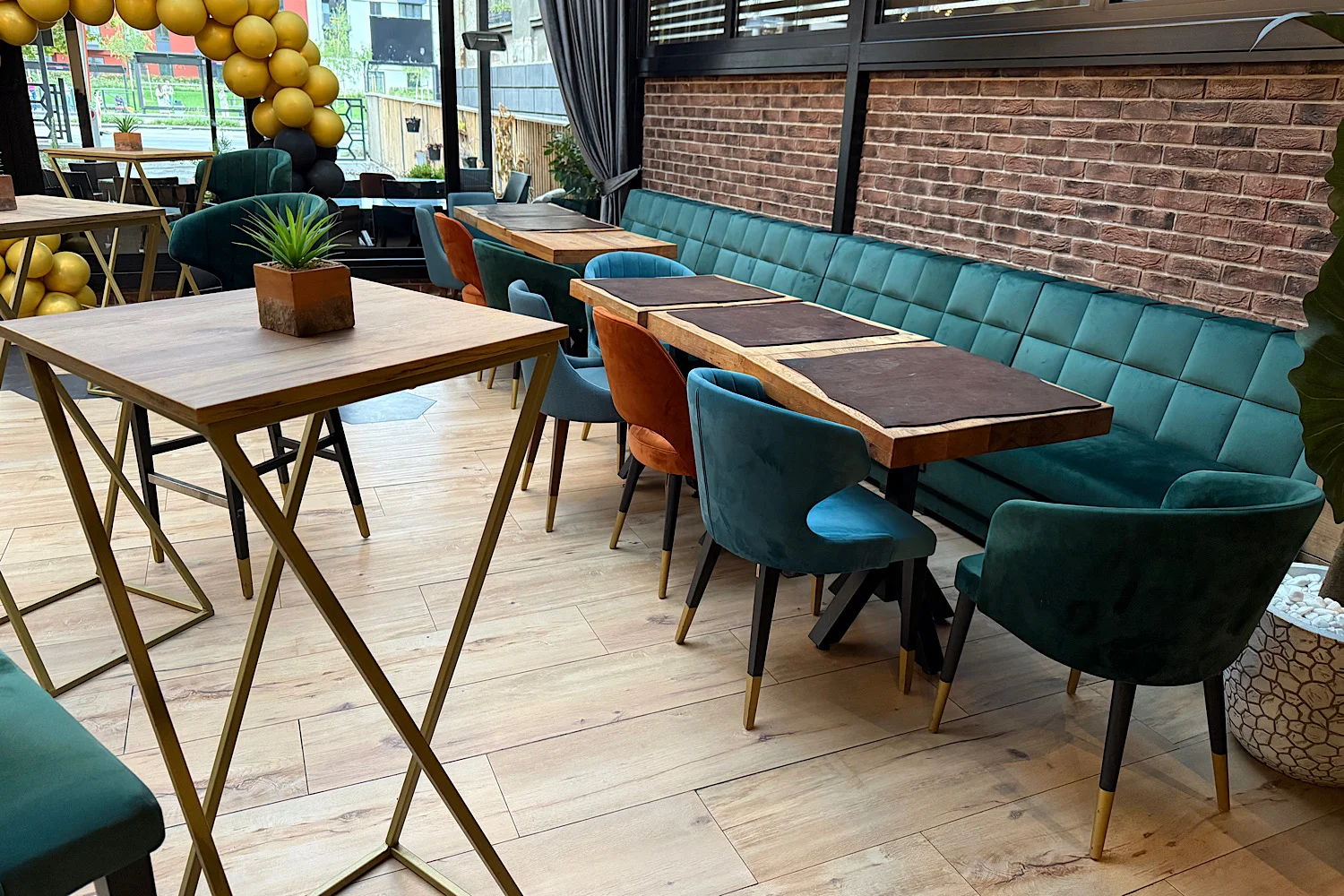Galerie La Petite 10
