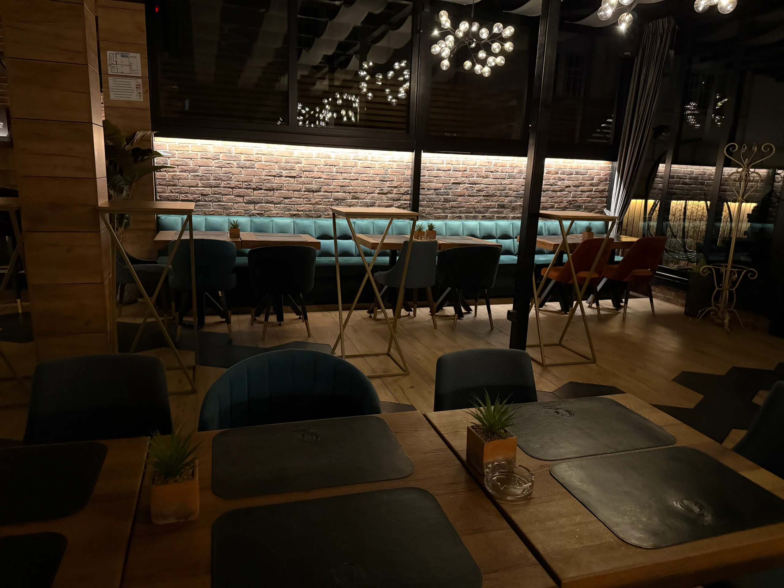 Galerie La Petite 17