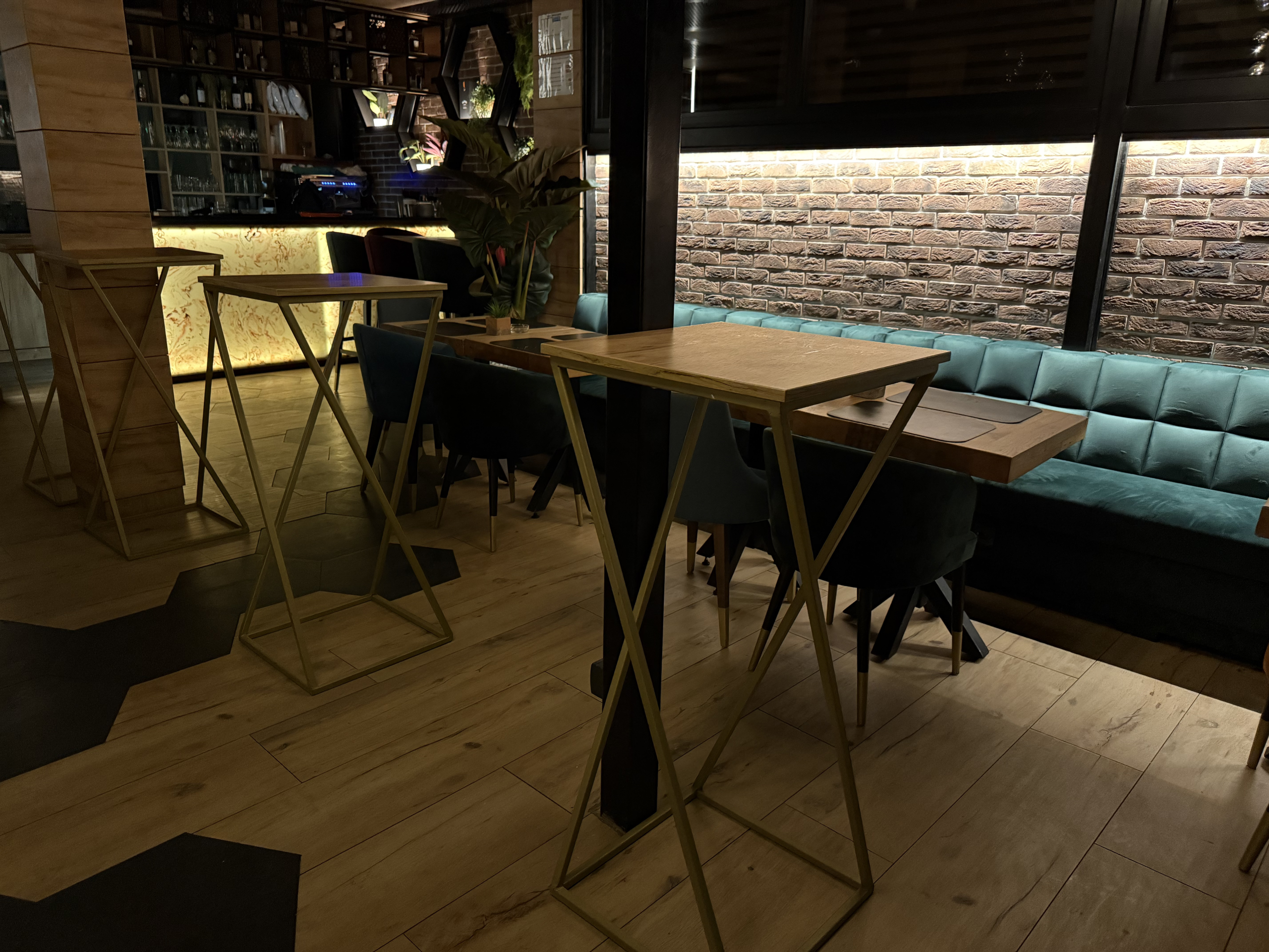 Galerie La Petite 2