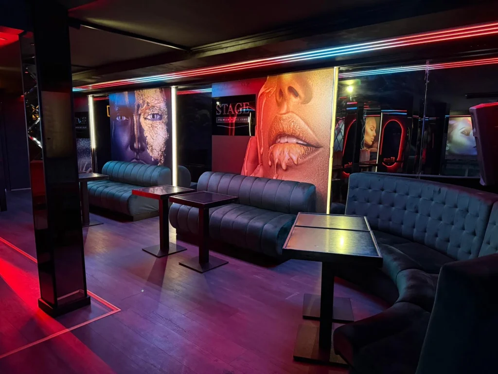 KLUB STAGE 12