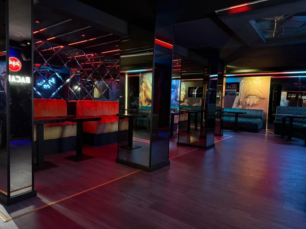 KLUB STAGE 21