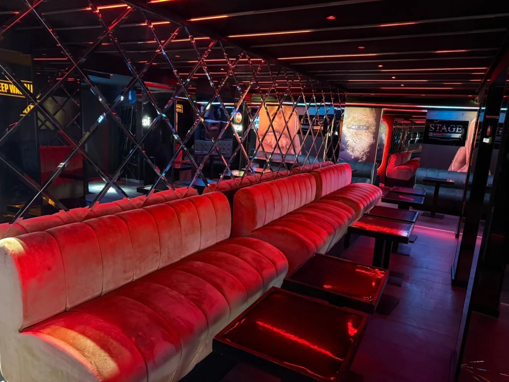 KLUB STAGE 6
